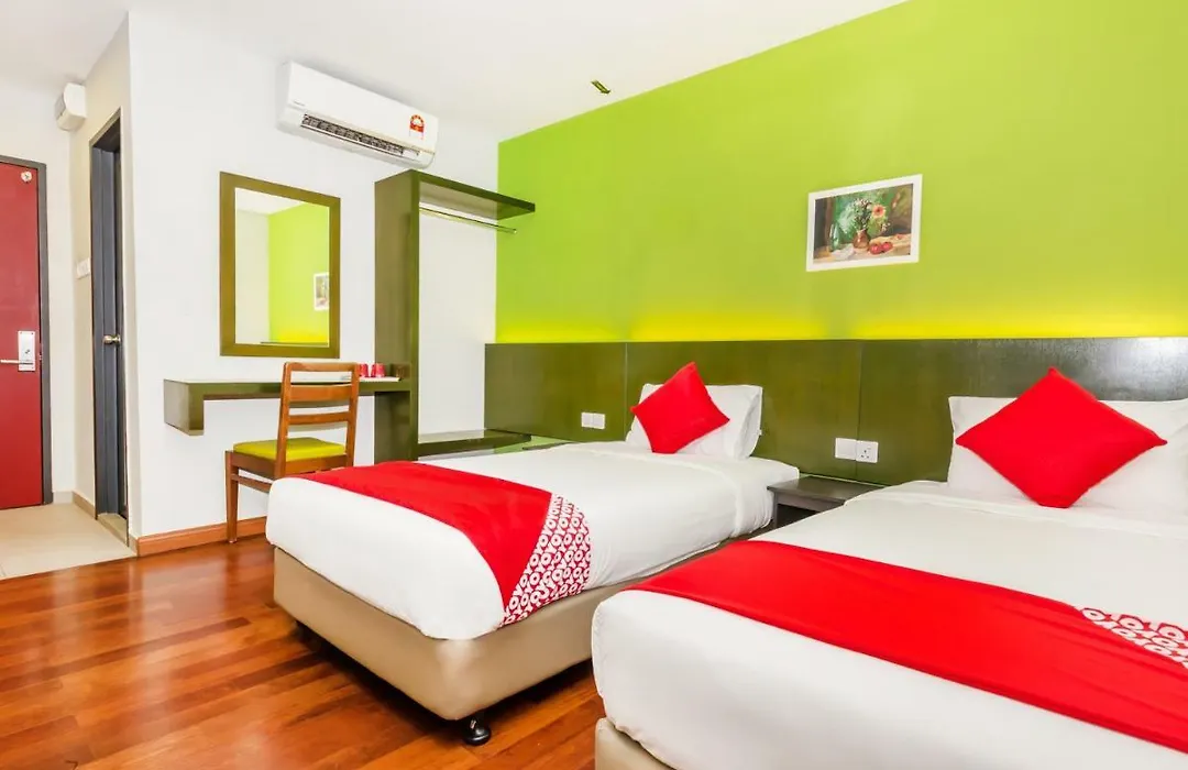 Oyo 663 Trevor Hotel Melaka-1